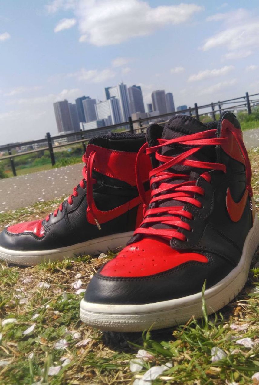 JORDAN1 cyber monday をペイントしてみました。
ソールは剥