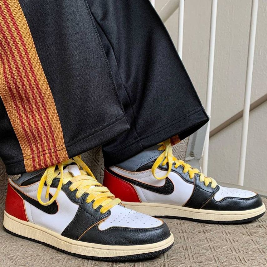 #エアジョーダン1 #AirJordan1
最初期にカスタムしたジムレッド