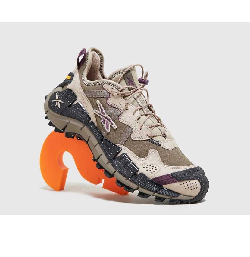 ジグキネティカ2edge販売きてた✨
当初はブラウンベージ