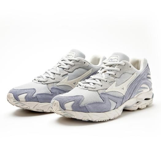 MIZUNOの美色ランニングシューズに財布を狙われている...💸💸💸