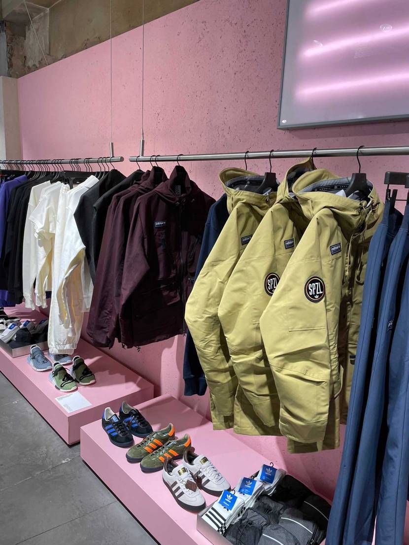 spezialのアパレルもやっぱ欲しくなっちゃうなー
日本だと取り扱いないから