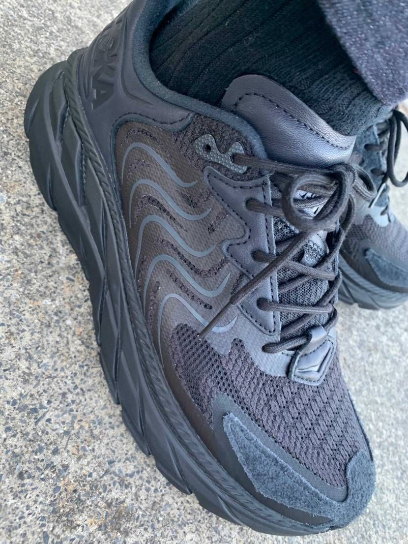 初めてのHOKA。
Satisfyコラボの投稿を見て、気付