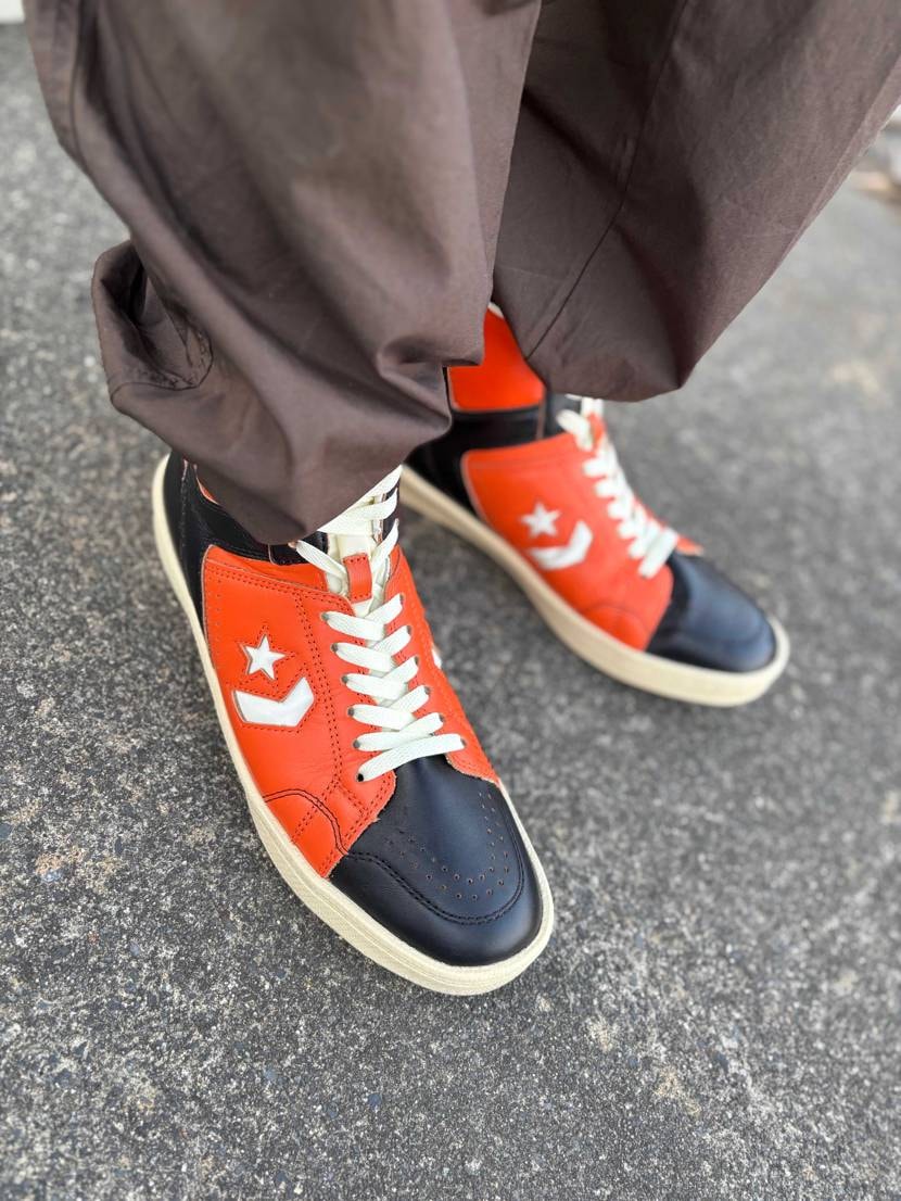 ハイカットの季節。
少しずつ履きジワが入ってくる過程も楽しい。