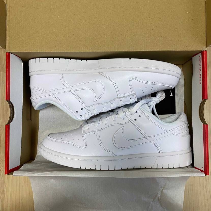 トリプルホワイト❤️
ダンク版エアフォース的な✌️
なん