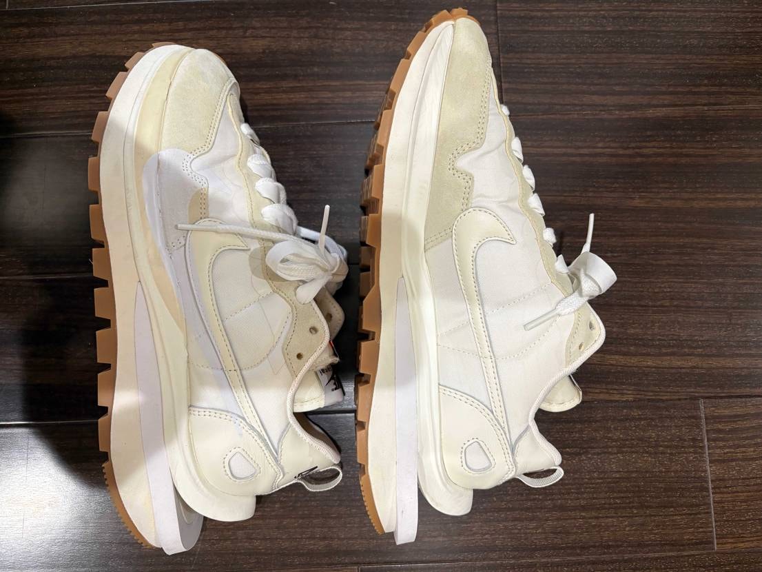 ホワイトガム、26.5㎝未使用に近い
出品しています。
ご興味ある方よろしく