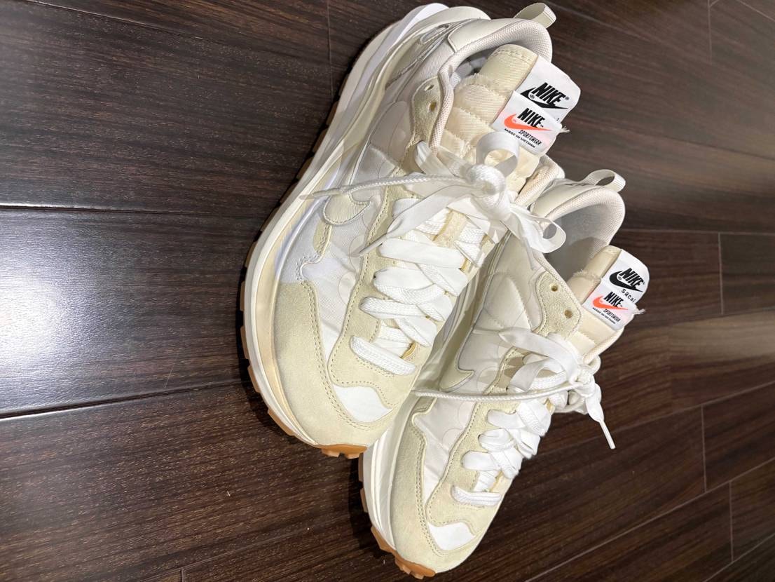 ホワイトガム、26.5㎝未使用に近い
出品しています。
