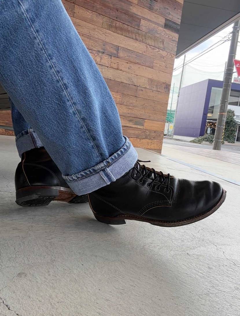 YouTubeで有名なアメカジ系のお店に行ってきました♨️

物量がエグかっ