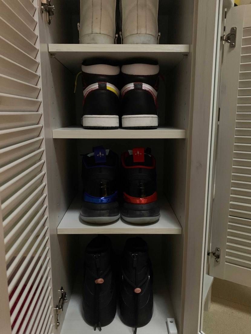 部屋にスニーカーボックス作った、、（ニトリ）