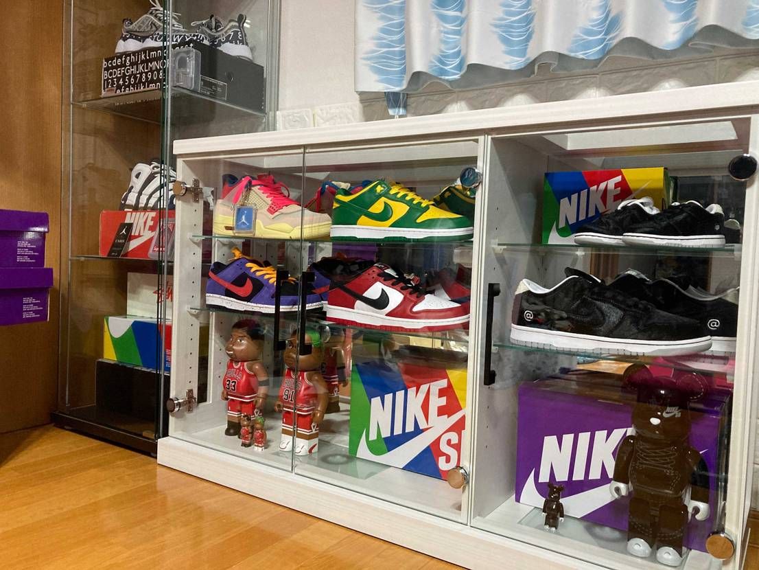 我が家のリビングにまだ履いてないシリーズを飾りました☆