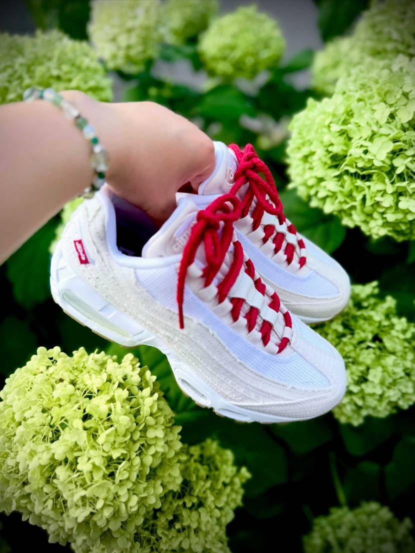 👟𝐋𝐞𝐯𝐢'𝐬 × 𝐍𝐢𝐤𝐞 𝐀𝐢𝐫 𝐌𝐚𝐱 𝟗𝟓 𝐎𝐆 "𝐃𝐞𝐧𝐢𝐦 𝐖𝐡𝐢𝐭
