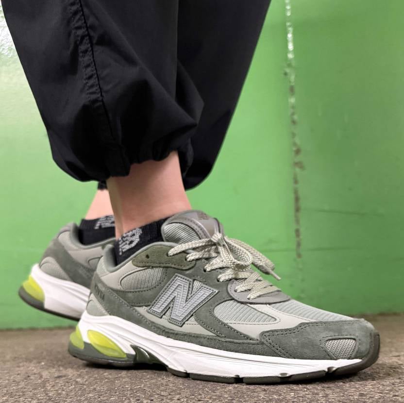 ジョジョに蒸し暑さが増してきてますねっ🥵
そろそろ出勤時のインナーTeeのス