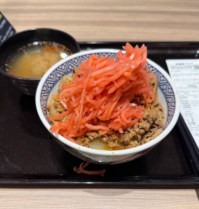 本格的に寒い日到来🥶
日本海側はヤバそうですねっ💦
せめ