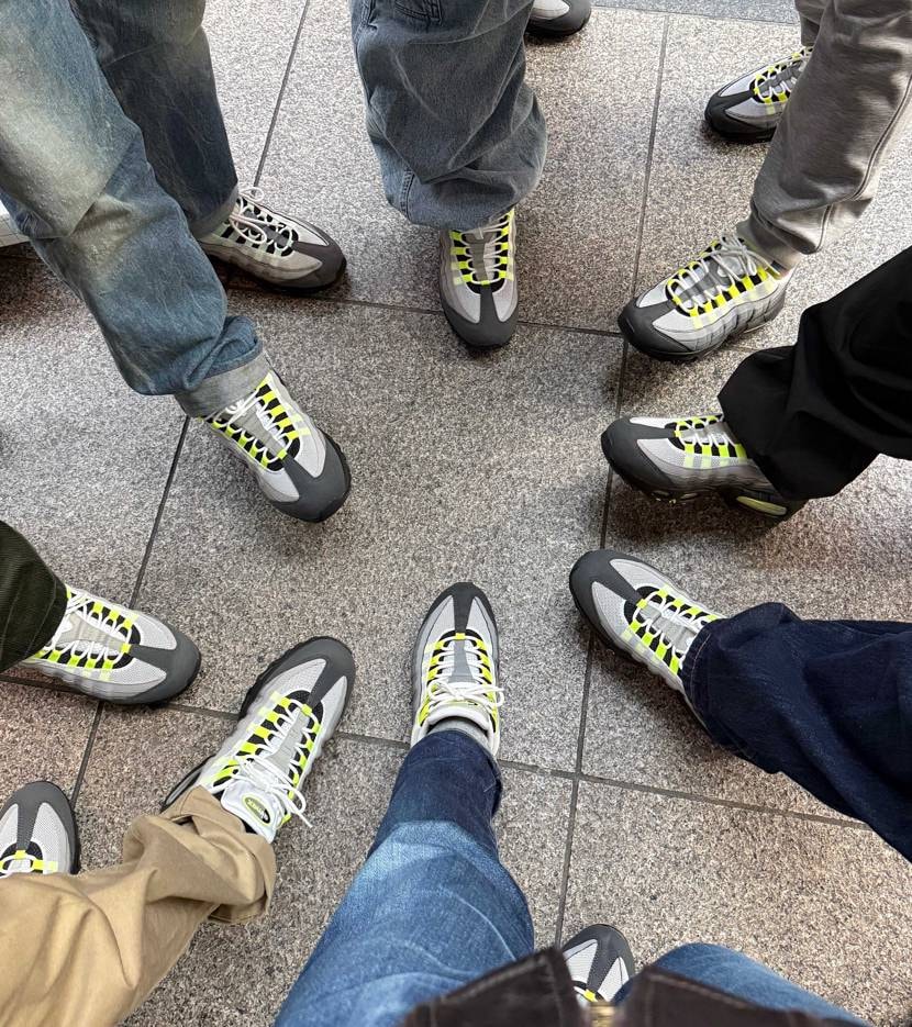 なっなんだこの集団はっ⁉️

てなわけで朝から漢の並びに参加でした☺️
要