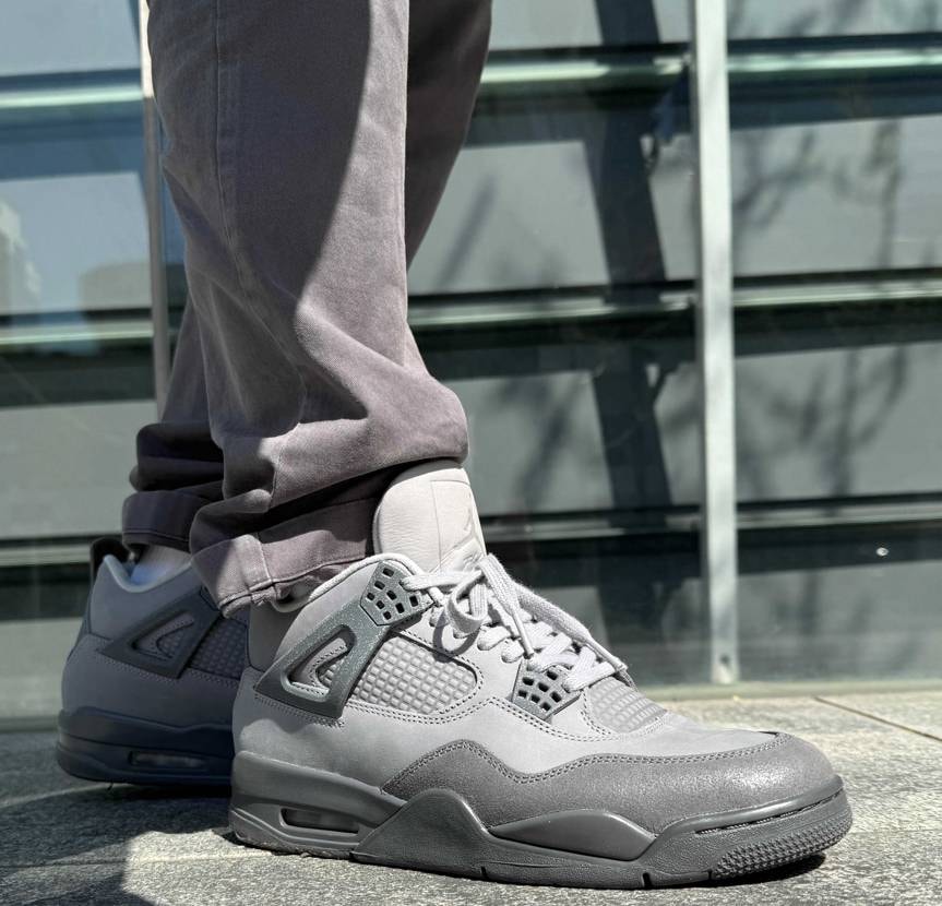 今日はとっても良い天気ですっ☀️
さて、先日のストレッチャ