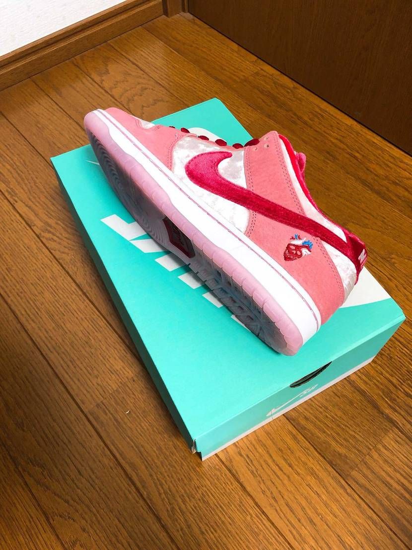 発送おっっそ！思ってたんですけどね、バレンタイン当日に届いたんですよ.....狙
