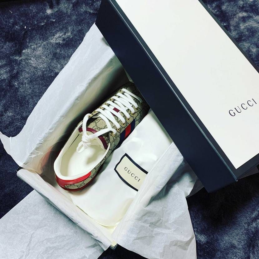 買って思うけど、GUCCIの靴買うお金あるならトラヴィスlowとか履きたい靴何足