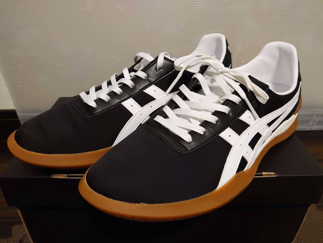 初Onitsuka Tiger✨
NIKEさんが売ってくれないので、買ってみまし