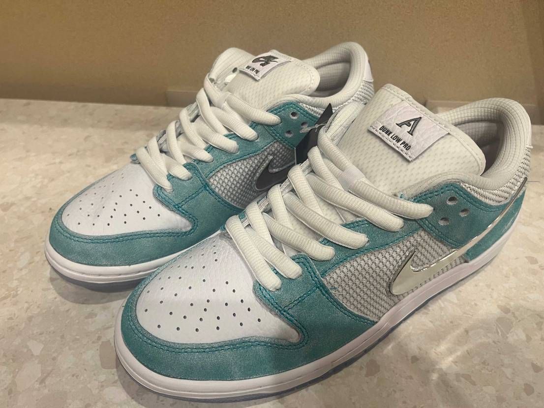 花屋の婿の為にある。
バラに買いにきなはれ！
嫁は花屋わ