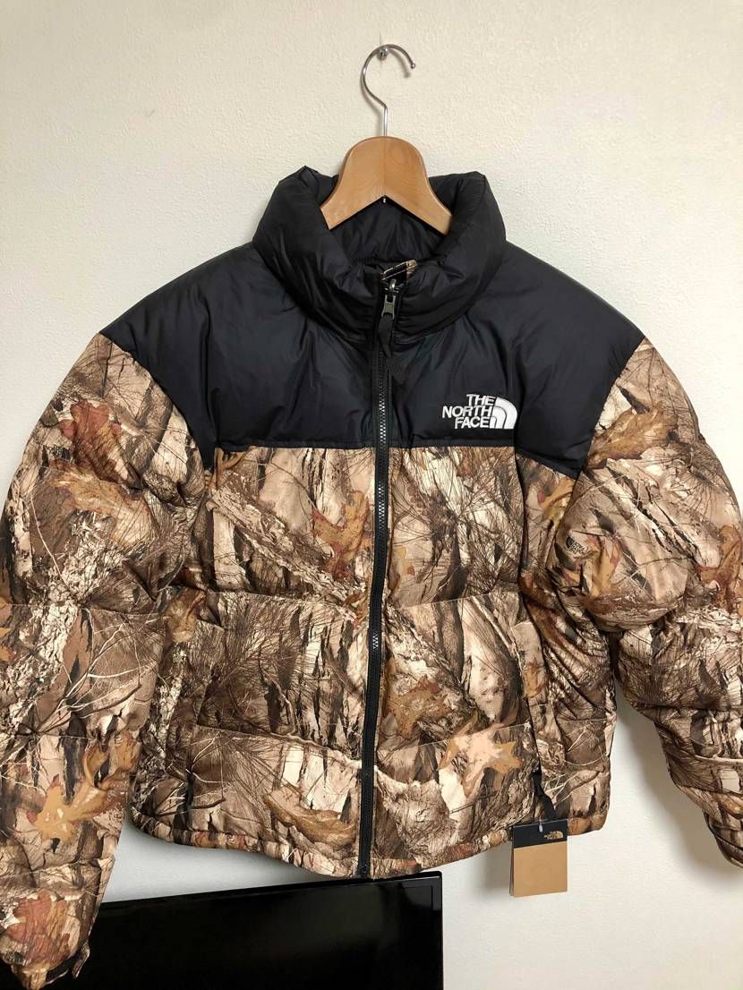 スニーカー関係無いけど…海外で買った枯木ヌプシ届いた。シュプノースの枯葉は高くて