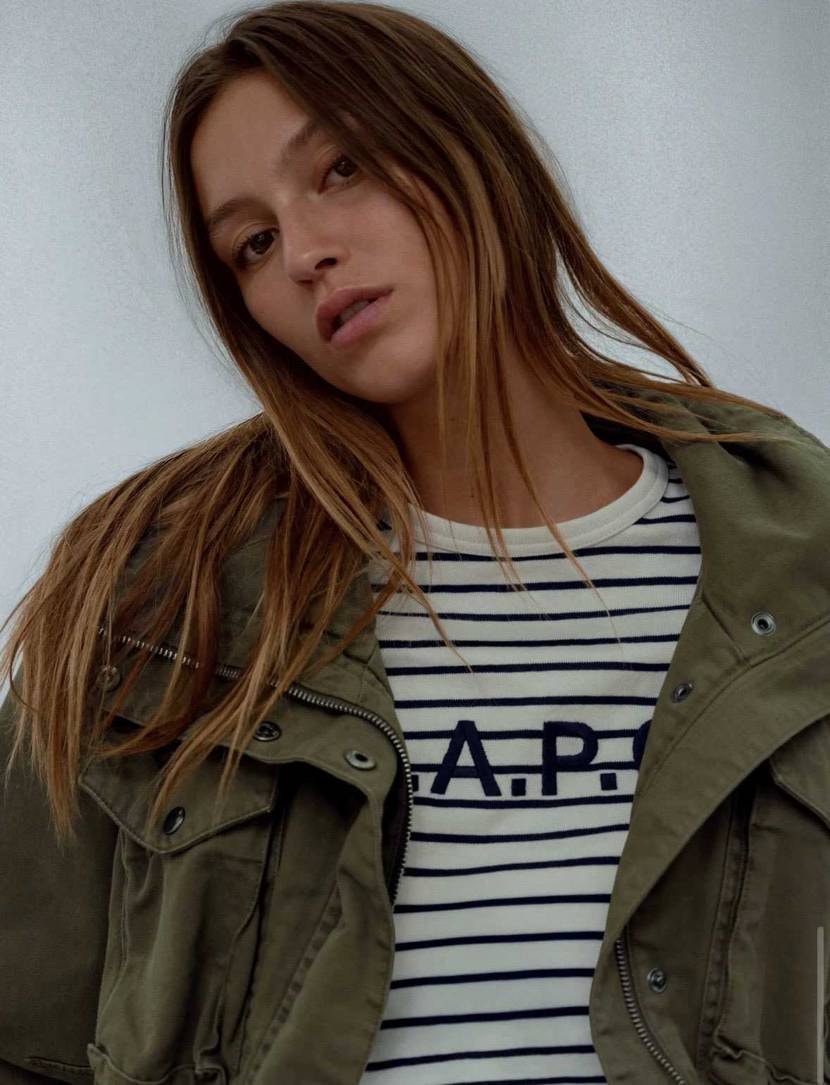 gap✖️APC狙う人いますか？TシャツはGAPCってロゴになるのかな？