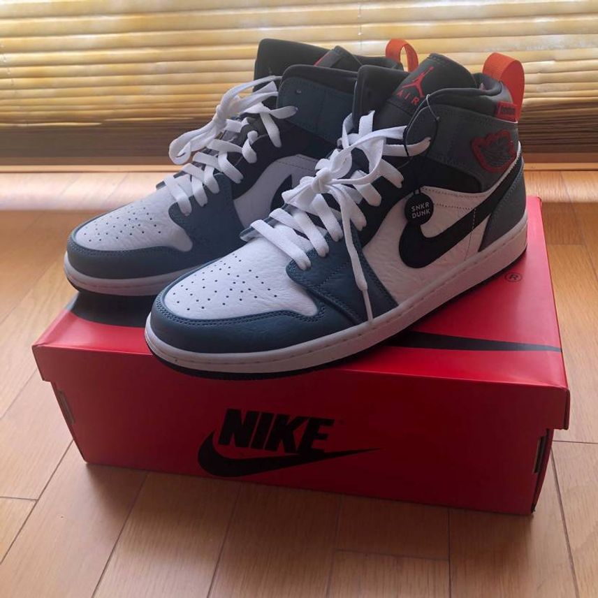 届いた!
その後にスニダンさんから鑑定合格の連絡が…
2営業日以内に発送とあ