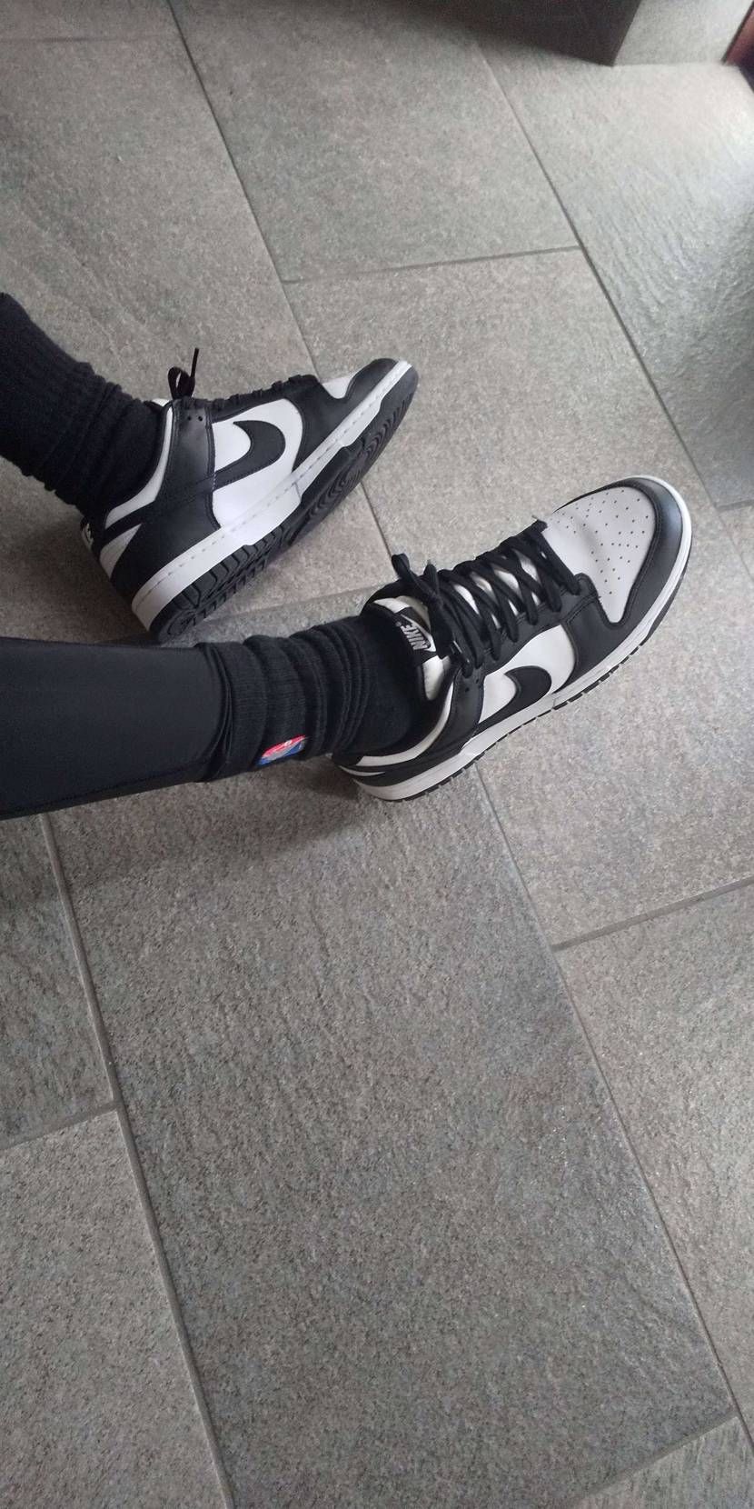 🖤⚪