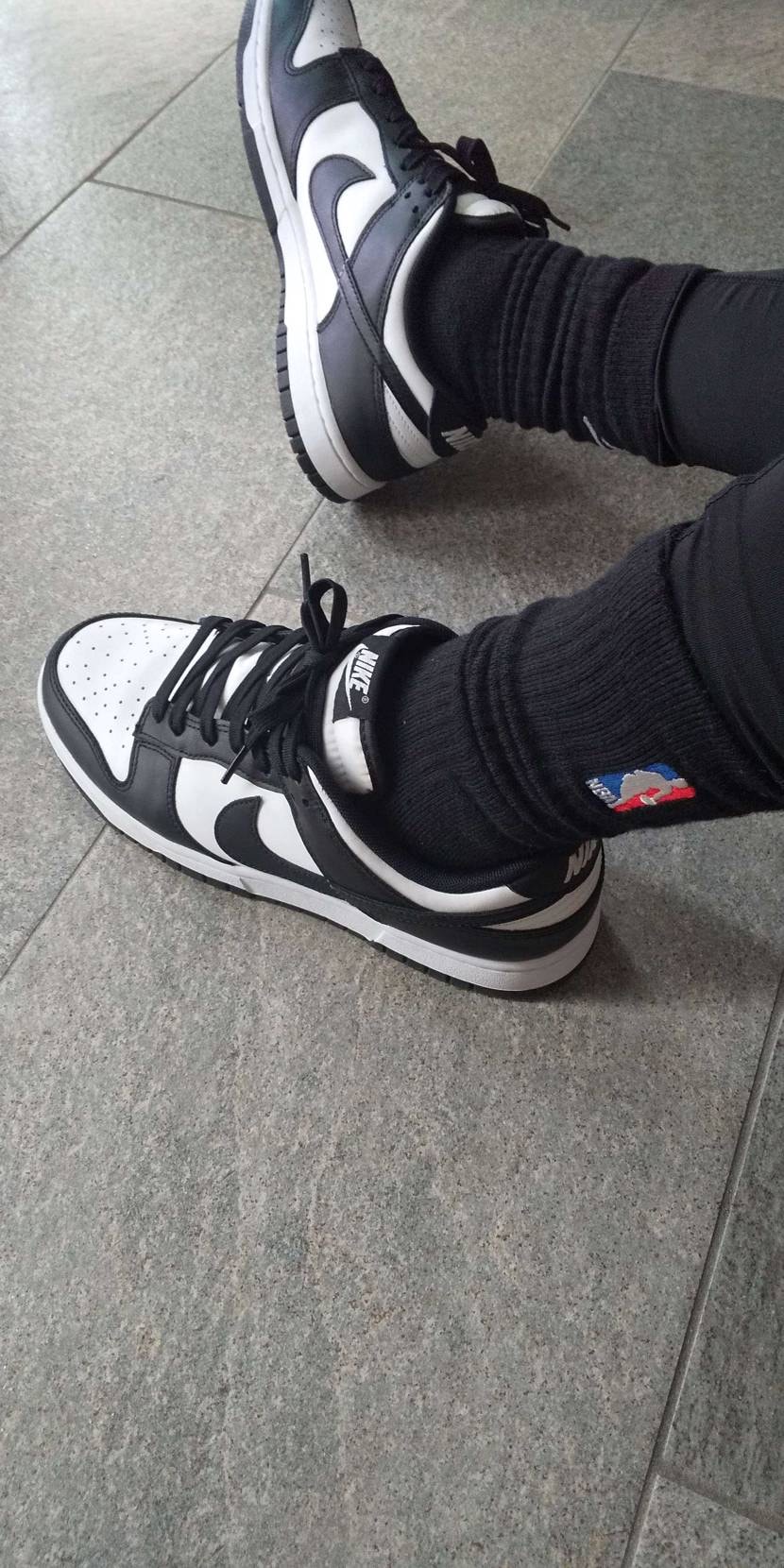 🖤⚪