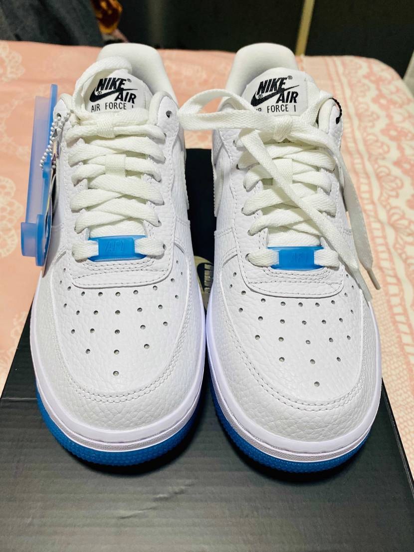 My uv reaction airforce 1☺️☺️☺