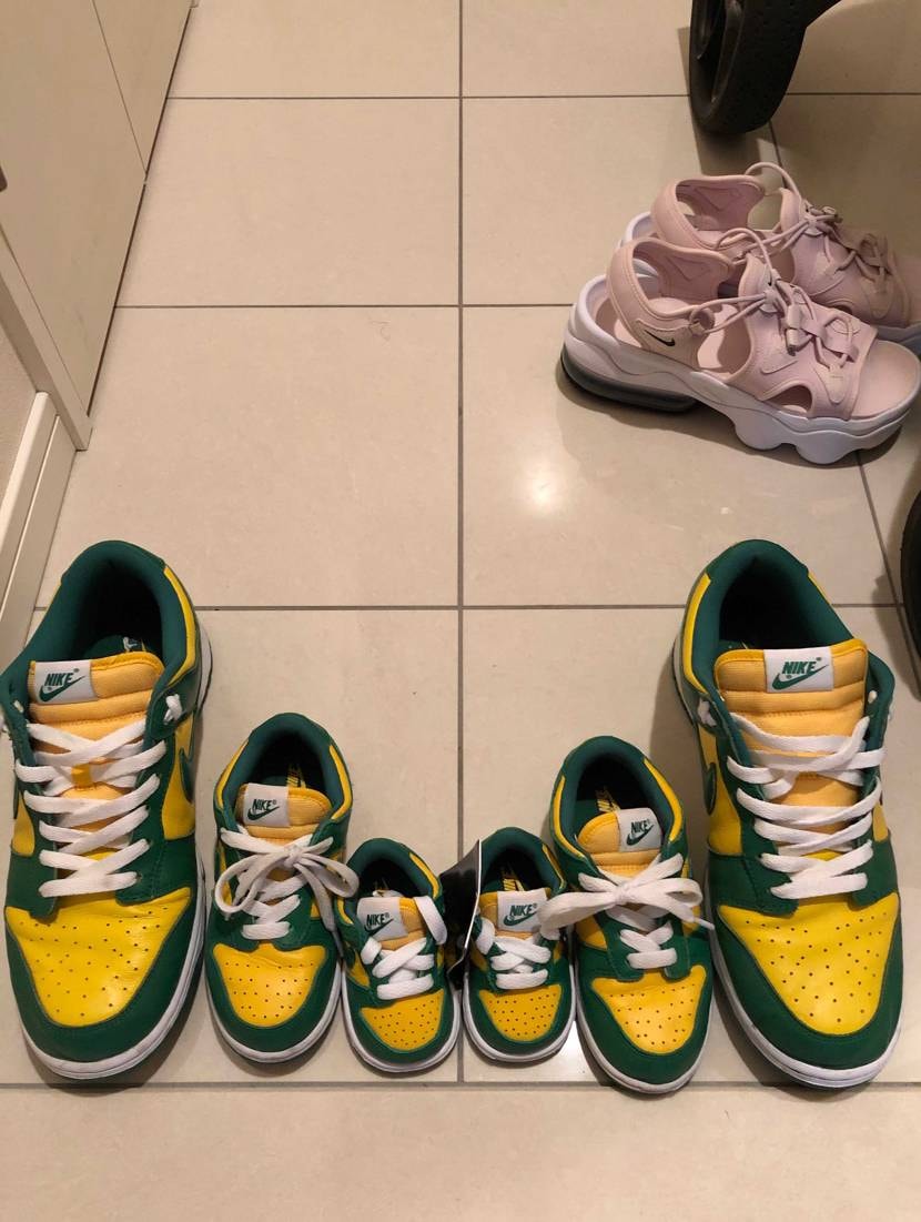 子供の靴が大人のサイズに見える😊