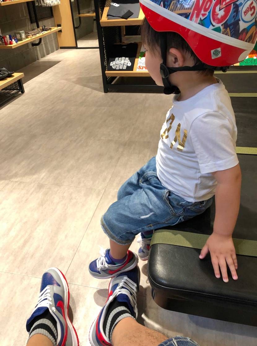 アンディさんに引き取りに行ってきました。。

アンディさんいつも丁寧な接客有