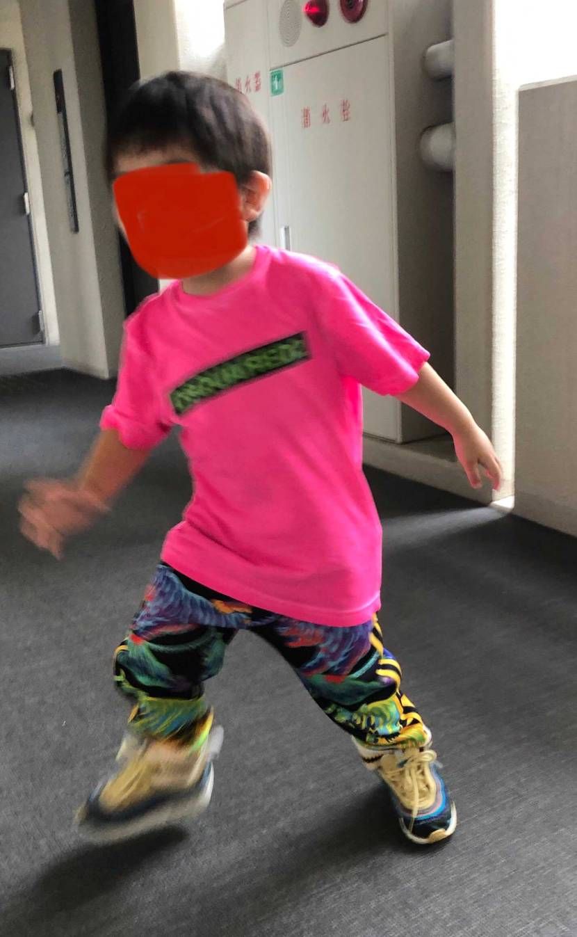 子供と2人で郵便局に🏣荷物出して📦きました😁

今日のお