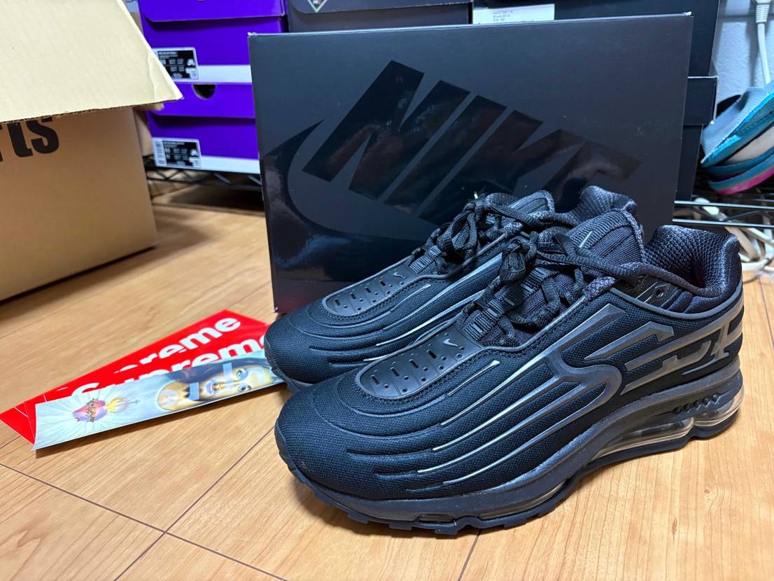 supreme airmax2001届きました。
足入れの感じ、素材感、どれも