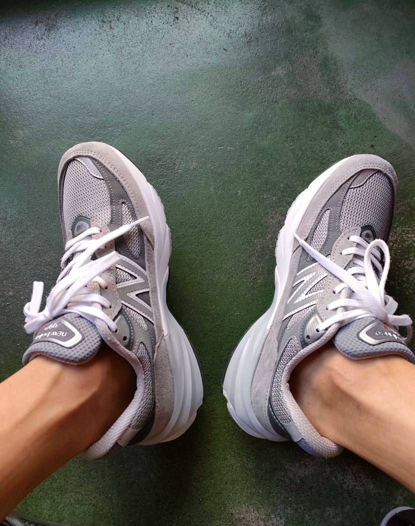 990v6👟