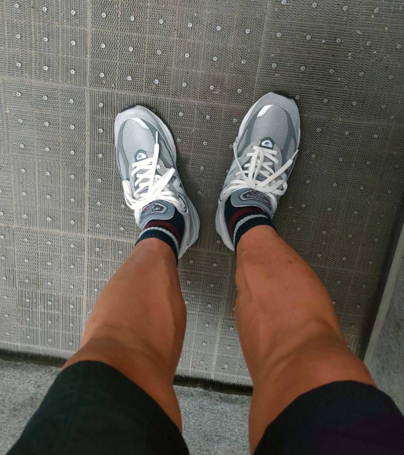 990v6👟