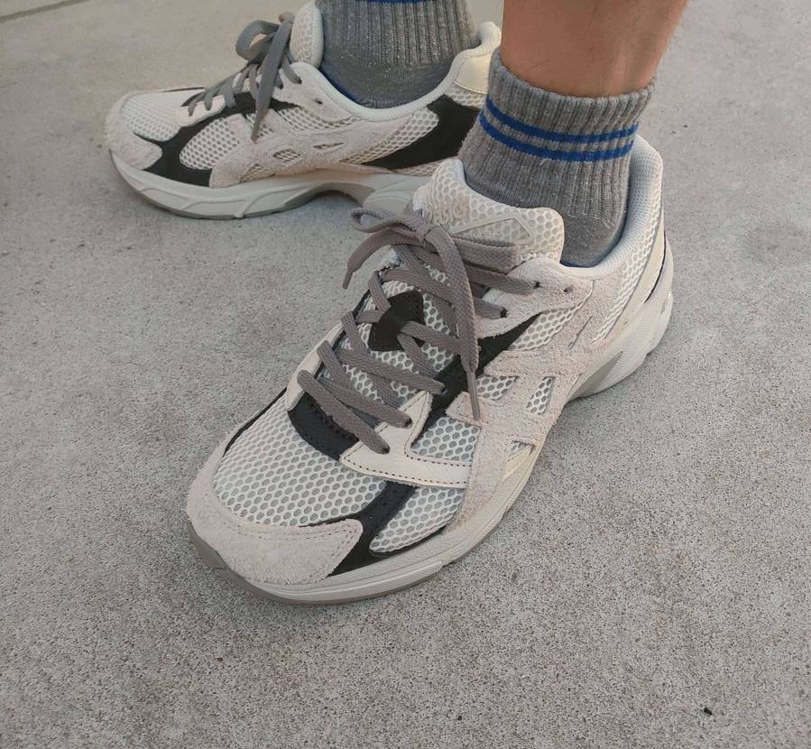 今日の👟

asicsはほんとどの型も足に合うな〜
特