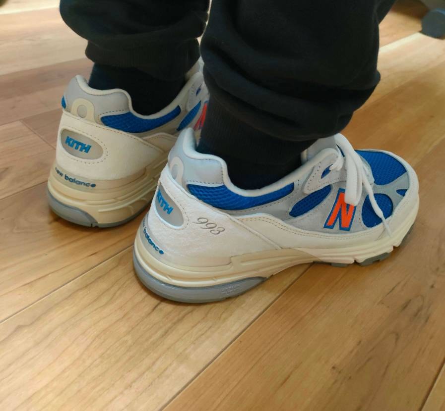 結局ネオスタの白に落ち着きました😌
先にジョウンドの993