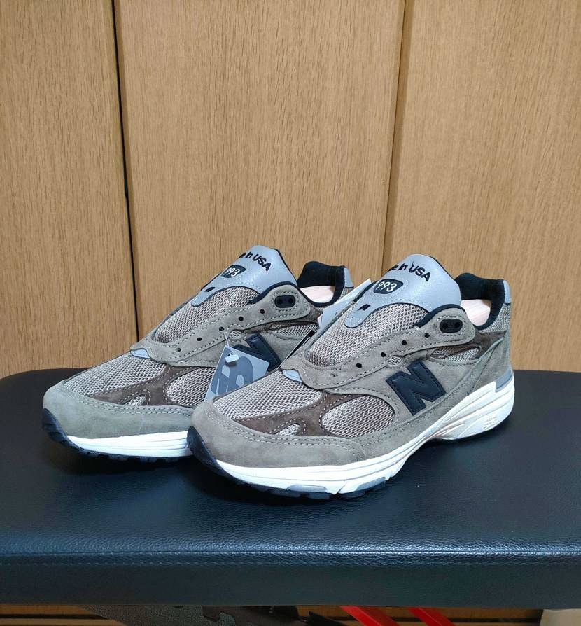 最近はこの2足しか履いてない👟
と、993の生存確認👀