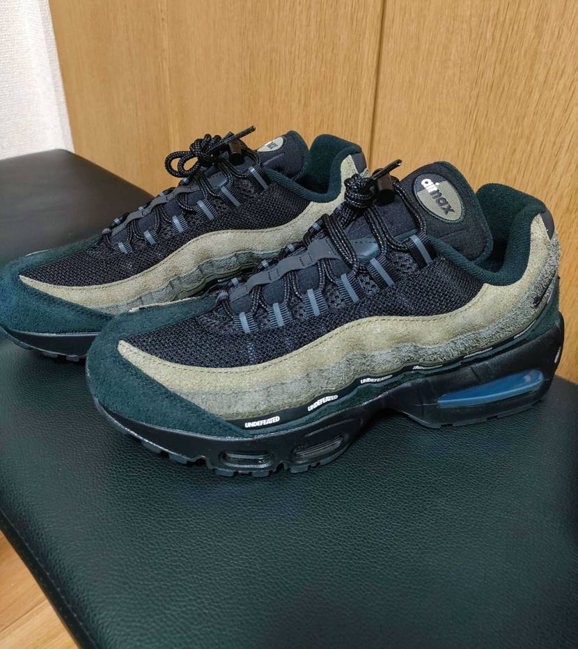 初エアマックス95👟
Levi'sめっちゃ可愛い🤩
エア