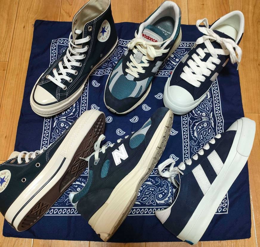 NAVY系おじさん爆誕🥸

ALLSTARは25年くらい前はよく履いてたけど