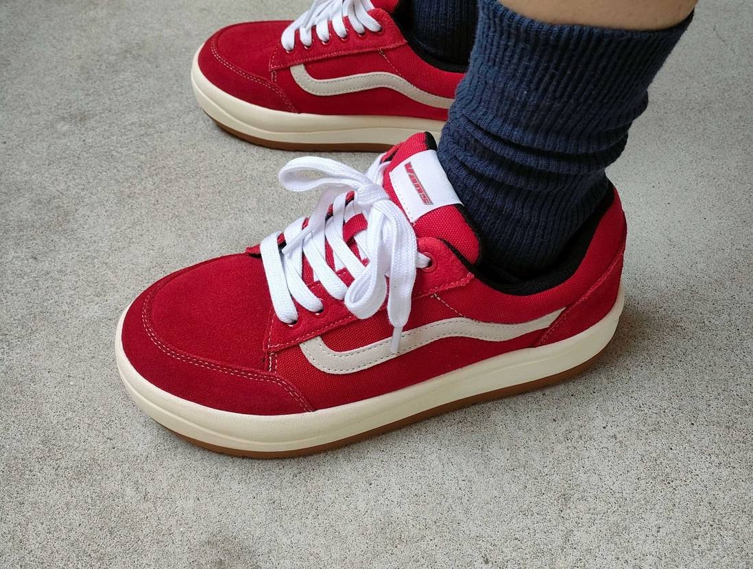久々NB購入
🩷🐯が💋に変身🦸

とvans初履き👟
