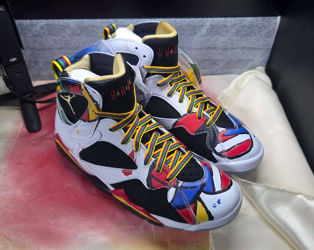 『Nike Air Jordan 7 Retro "Miro