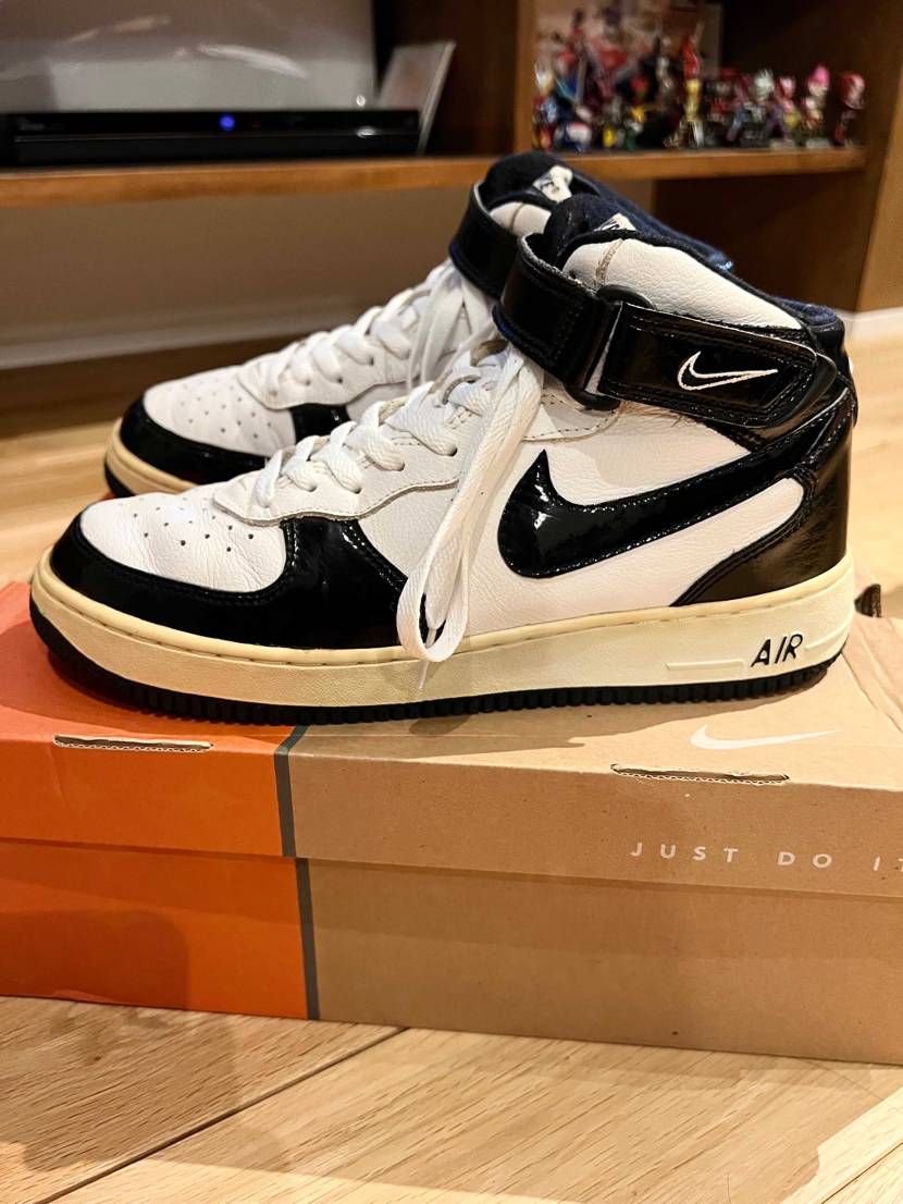 エアフォース1 MID B白×黒エナメル😄😄😄
2001年