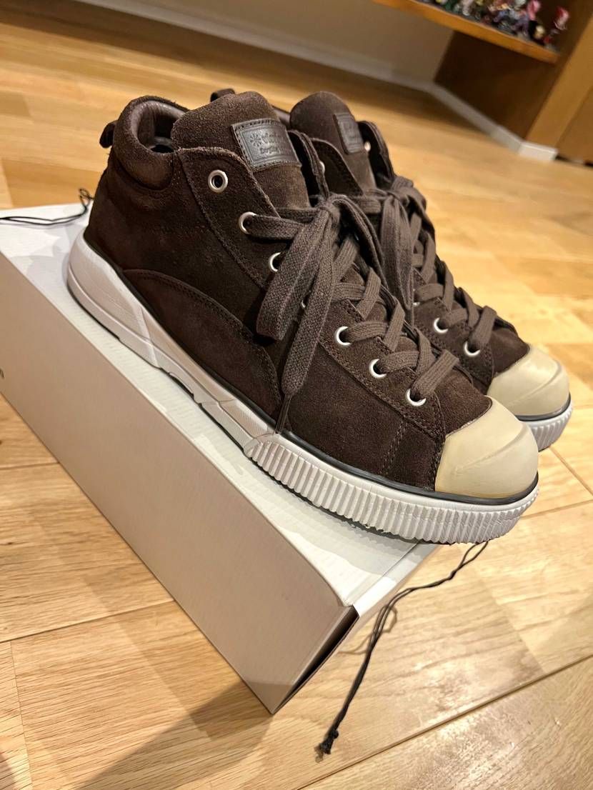 ビズビムのニュートン2MID😄
おそらく15年くらい前に購入。
ナイキに比べ