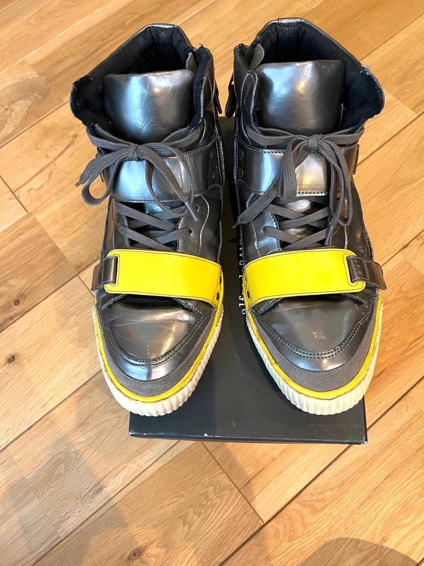 今では黒歴史！アルフレッドバニスターのスニーカーw
ただ、