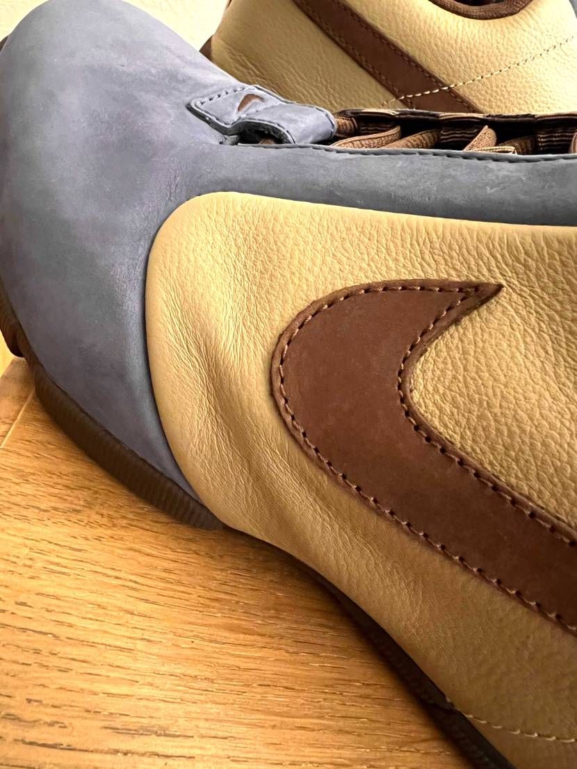 青気分なのでズームエアURL！
スケシューだけど、なんか上