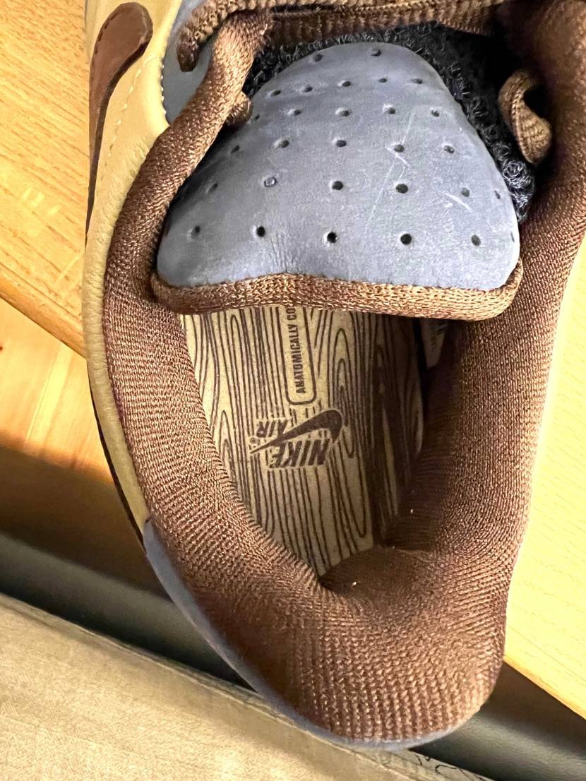 青気分なのでズームエアURL！
スケシューだけど、なんか上