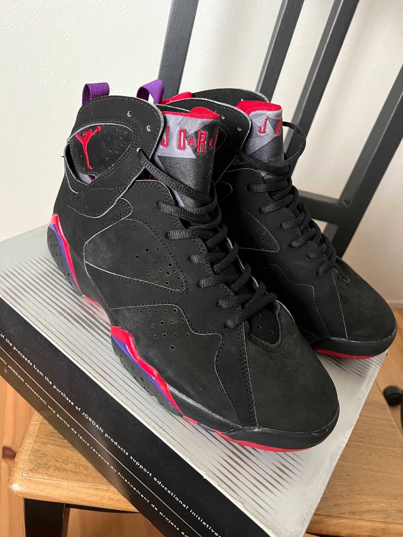 AJ7は横からのアングルは抜群に好きなんだけど、真正面からの
