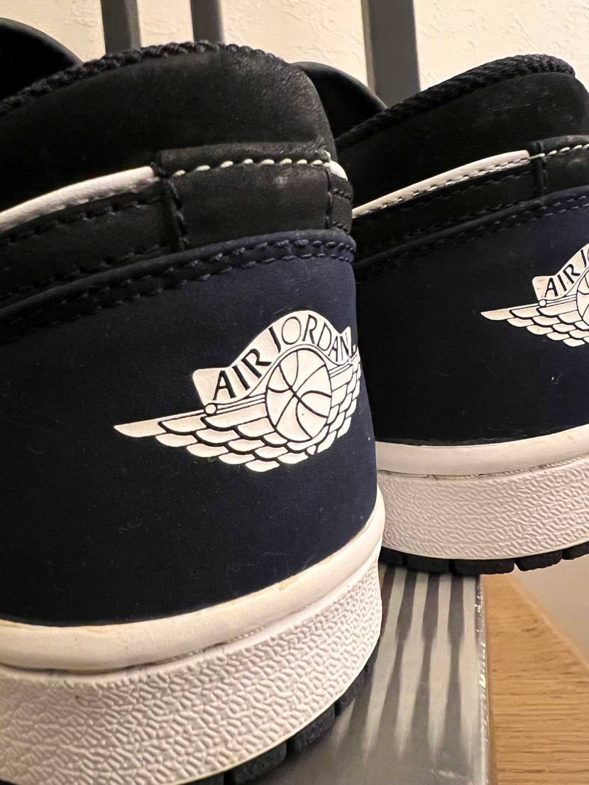 好きな一足
AJ1レトロ　ロー　ミッドナイトネイビー😄
