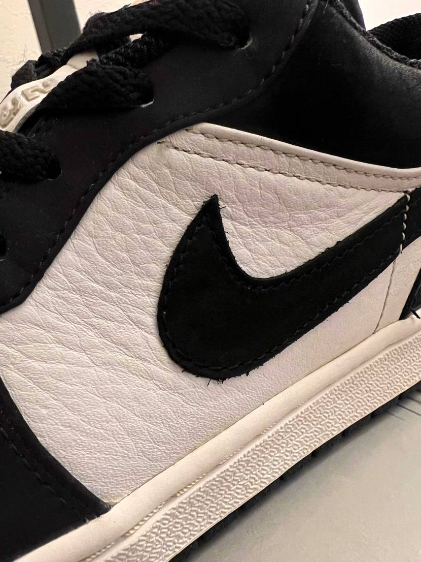 好きな一足
AJ1レトロ　ロー　ミッドナイトネイビー😄
