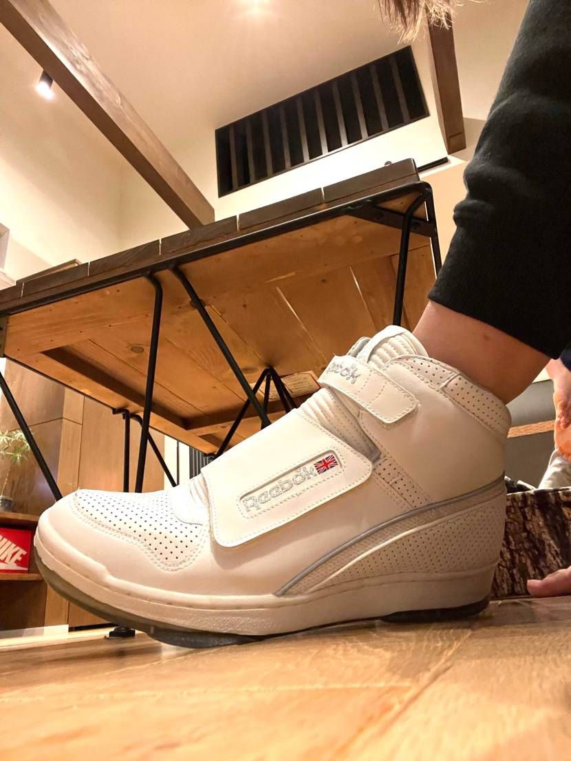 今日はエイリアンスタンパー😆
クリアソールにエイリアンの背骨が珍しいモデル！